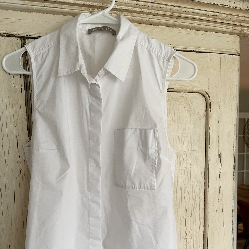 Athleta sleeveless top size S color white
